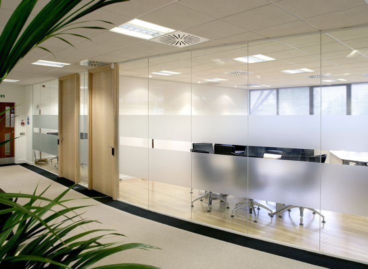 Custom Glass Partitioning Solutions