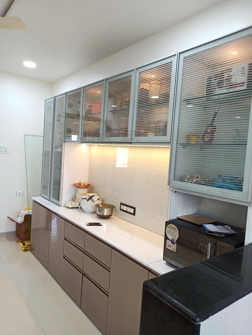 aluminum kitchen cabinets in Kenya, modern aluminum kitchen cabinets, kitchen cabinet installation Kenya, SUIMAS kitchen cabinets, custom aluminum cabinets, affordable kitchen cabinets Kenya, aluminum vs wooden kitchen cabinets, aluminum kitchen drawers Kenya