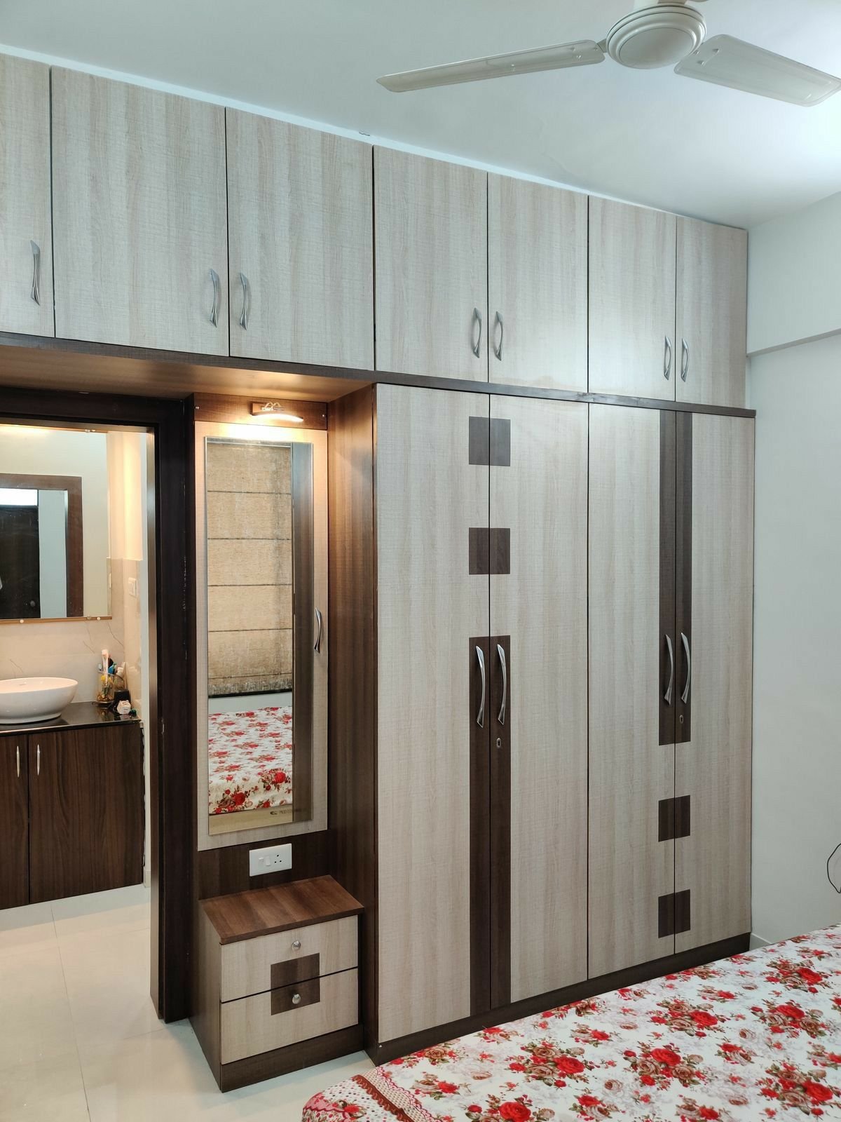 Modern Bedroom Wardrobes