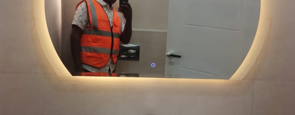 LED 3/4 Moon Backlit Bathroom Mirror