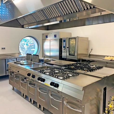 kitchen installation professionals Kenya, commercial kitchen installation, hotel kitchen installation, restaurant kitchen installation, industrial kitchen setup, stainless steel kitchen installation, Suimas kitchen services