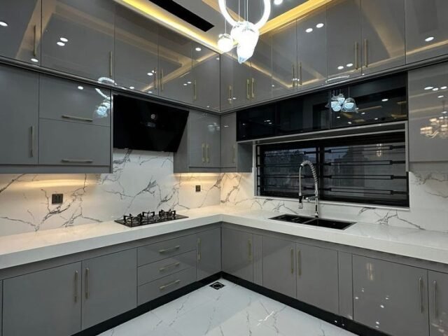 best kitchen professionals near me, kitchen installation Kenya, commercial kitchen installation Nairobi, stainless steel kitchen fabrication Kenya, restaurant kitchen fit-out, hotel kitchen installation, Suimas kitchen services, industrial kitchen professionals Kenya