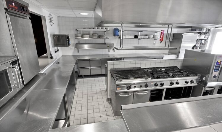 hotel kitchen design Kenya, hotel kitchen build Kenya, commercial kitchen design, stainless steel hotel kitchen Kenya, hotel kitchen installation, Suimas kitchen fabrication