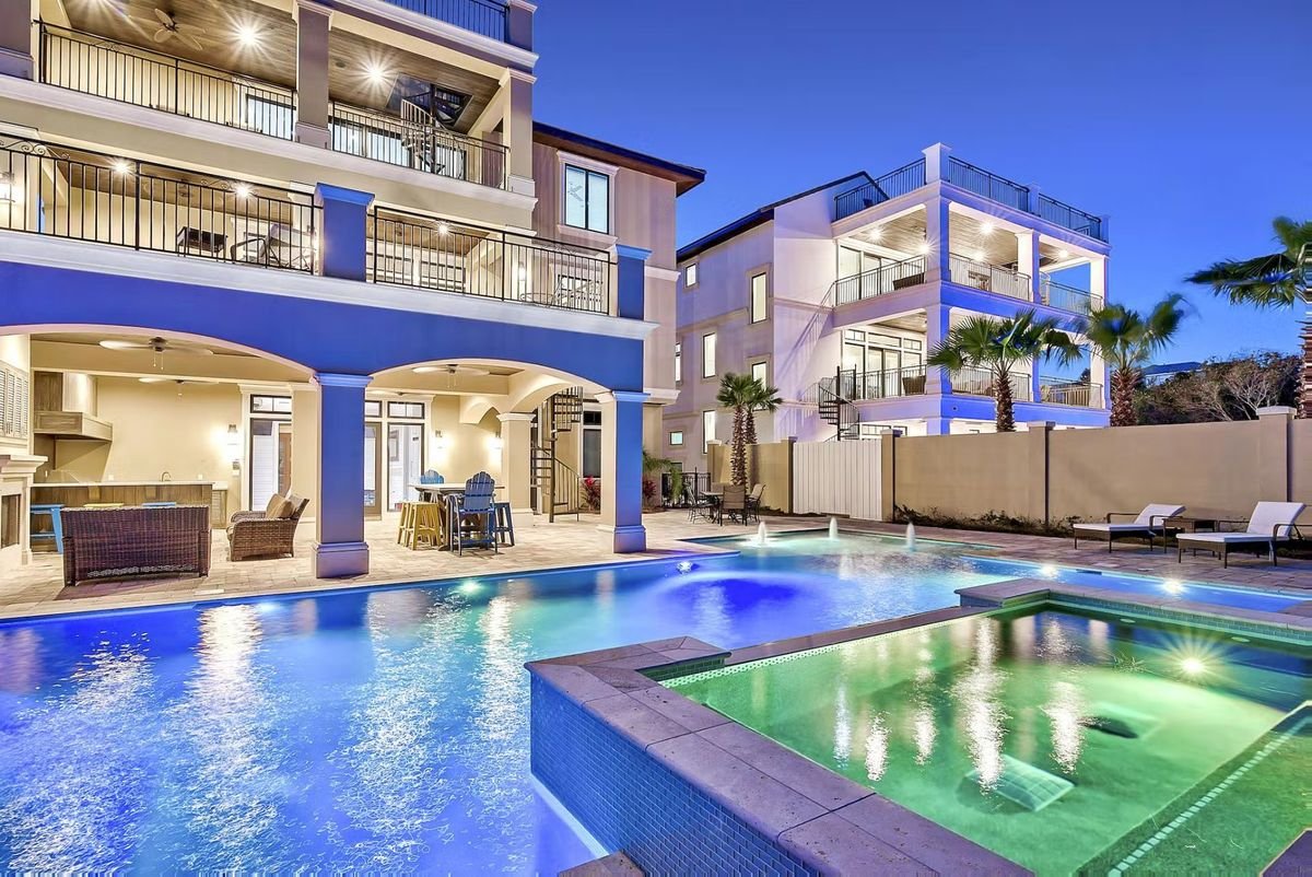 Modern Tourist Hotel Designs