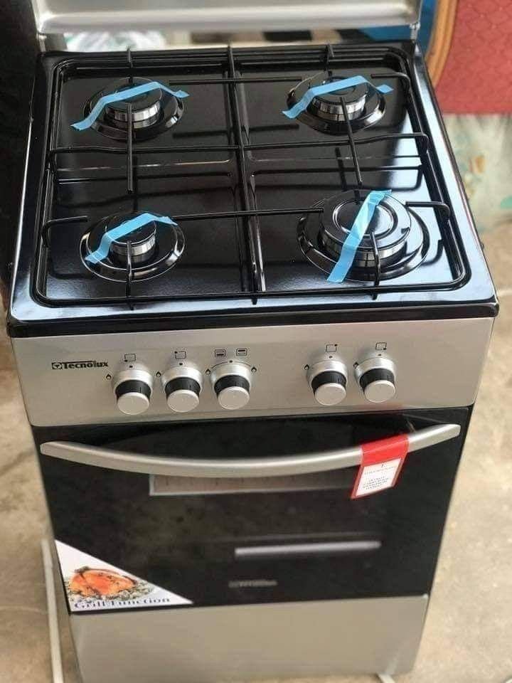 4 Burner Gas Range Cooker