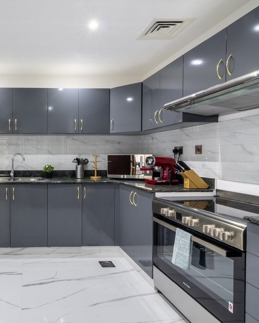 Modern kitchen cabinet designs in Kenya