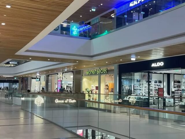 Shopping centre construction in Nairobi