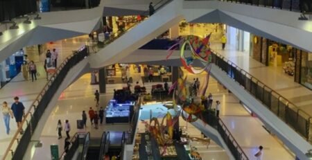 Mall construction services