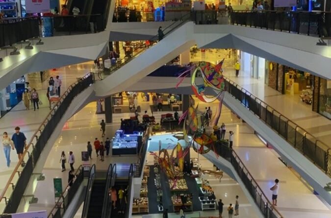 Mall construction services