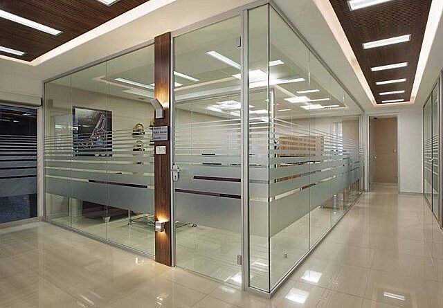 Frameless glass partition cost