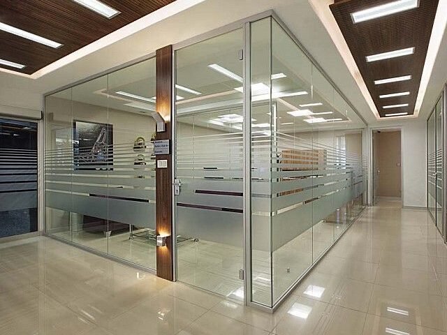 Frameless glass partition cost