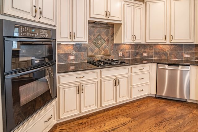 kitchen cabinet installation process Suimas Interiors