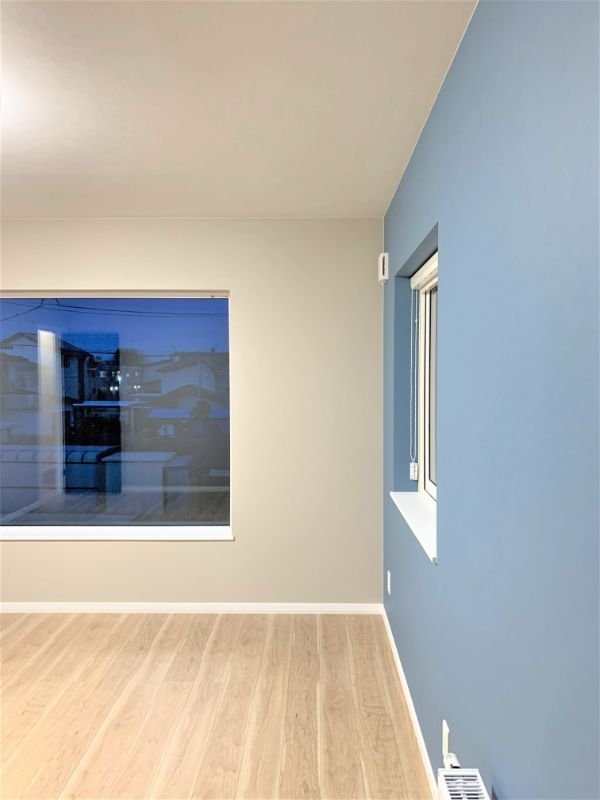 Best Colours to Pair with Sky Blue in Living Rooms and Bedrooms