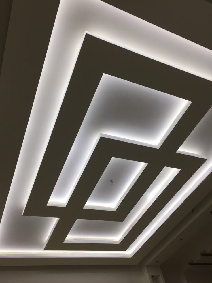 Geometric Ceiling Designs