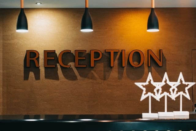Suimas Interiors Frosted Glass Branding and 3D Signage for Offices and Receptions