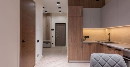 Suimas Interiors Warm and Comfortable Interior Finishes for Homes