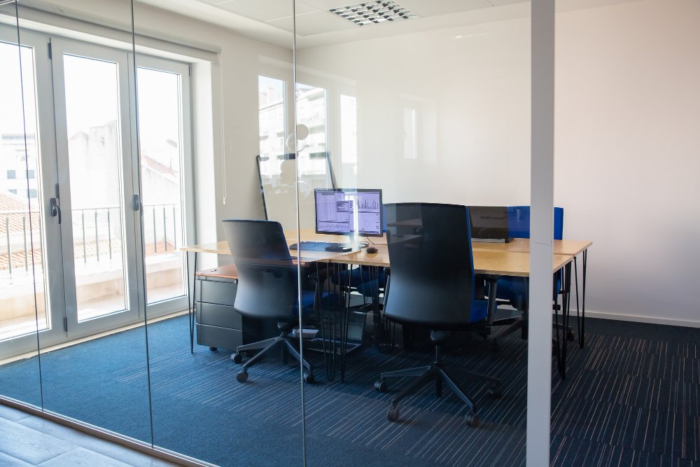 Suimas Professional Interior Design Solutions for Law Firms Using Aluminium and Glass Partitions